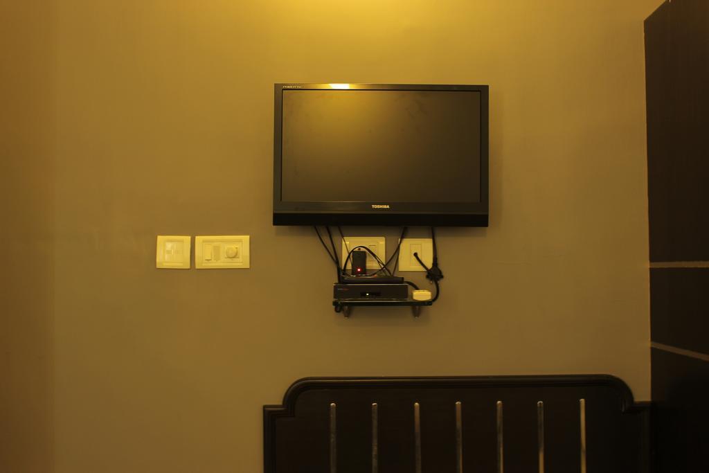 โรงแรมเมาท์เรซิเดนซี เชนไน ภายนอก รูปภาพ